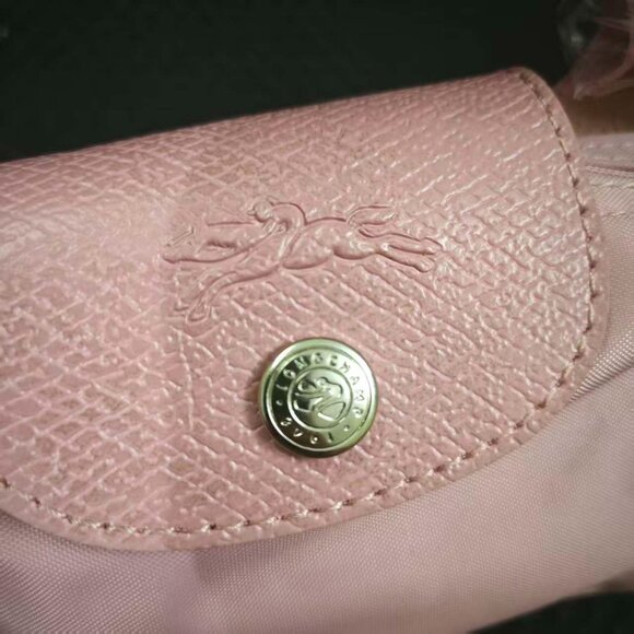 Practical Sweet Pink Longchamp Mini Bag with Pop of Green - Picture 3 of 6